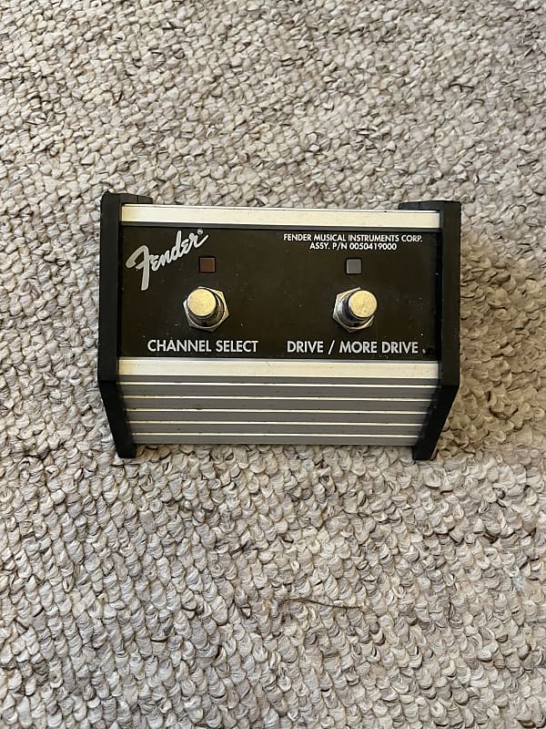 Fender Hot rod deluxe 2 button footswitch Black/silver Reverb