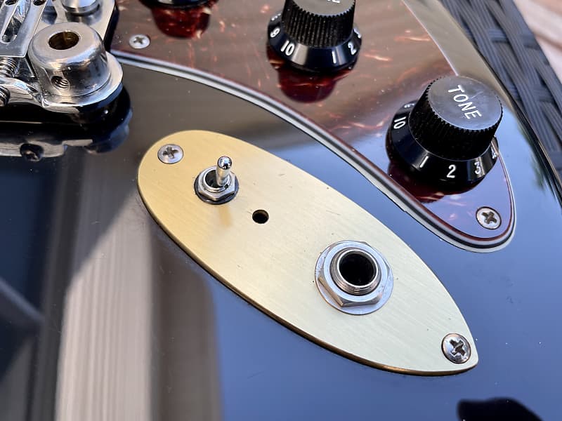 ギター Alembic stratoblaster clone 自作エフェクター】Alembic Stratoblaster clone demo - YouTube