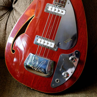Vox Wyman Bass 1966 - Cherry - OHSC + Case Candy! for sale