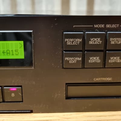Yamaha TX802 FM Tone Generator 1986 - Black image 3