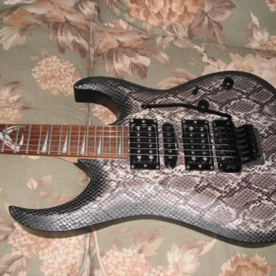 Snakeskin Textured Guitar Viper Cort X-6 VPR X Series Tremolo for sale