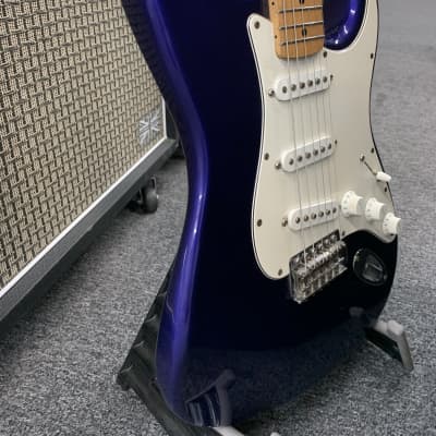 Fender Standard Stratocaster with Maple Fretboard 2000 Midnight Blue image 2