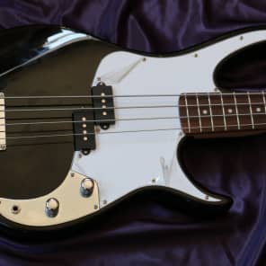 ベース Peavey Zodiac EX precision bass Used Peavey ZODIAC EX Bass Guitar Sunburst 4-String
