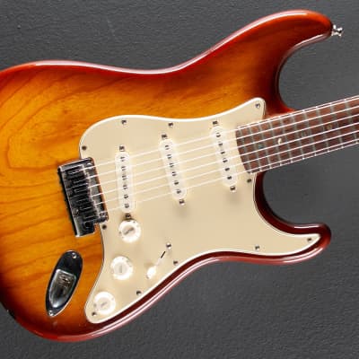 Fender American Deluxe Stratocaster Ash 2004 - 2010 | Reverb