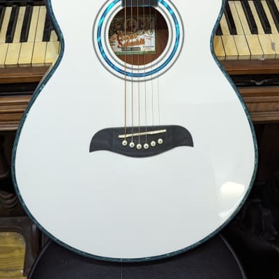 Oscar Schmidt OG10CEWH-A Thin-Line Acoustic Electric Guitar With Cutaway for sale