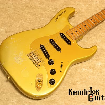 Fender USA 1979 25th Anniversary Stratocaster / ALL GOLD image 6