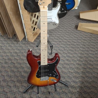 Amati S Type HS Model 2024 - Cherry Sunburst image 3