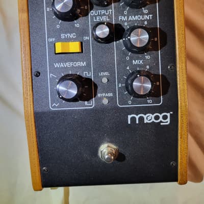 ギター Moog Moogerfooger MF-107 FreqBox Moog Moogerfooger MF-107 FreqBox | Reverb