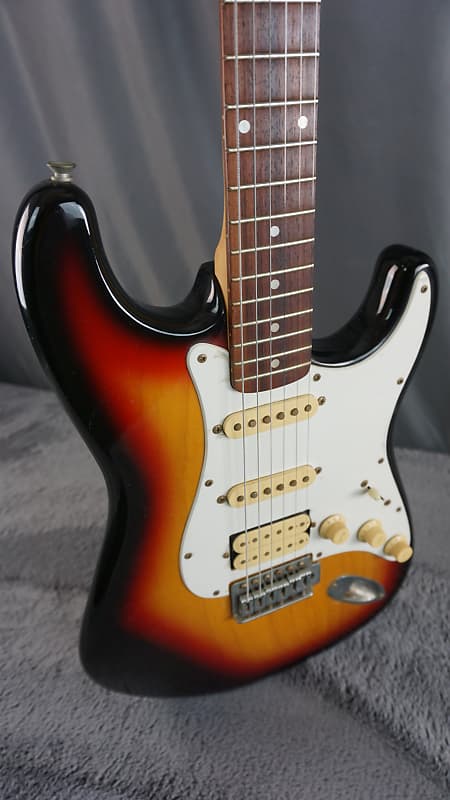 Canion Super Deluxe Stratocaster - Sunburst Super Rare MIJ Yamaki? image 1