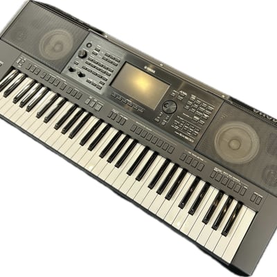 Yamaha PSR SX-900 Arranger Workstation Keyboard (Pre-Owned)