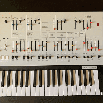 ARP Odyssey Rev1 アナログシンセサイザー　KORG ARP Odyssey Full Size Rev1 - White - Vintage King