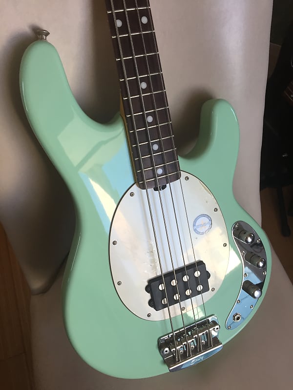 Sterling by MusicMan MM Ray 34 ca Ray34ca 4 Stingray Bass - Mint Surf Green