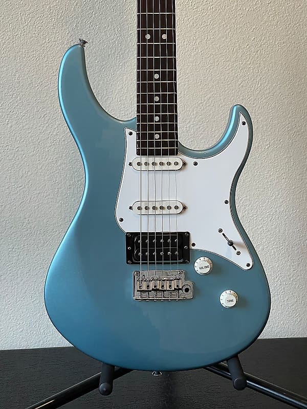 Yamaha Pacifica 912 1990's - Blue | Reverb