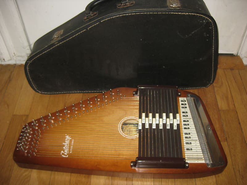 Oscar Schmidt Autoharp C/G Diatonic USA with Case Ready to Reverb