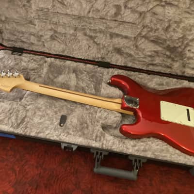Fender Deluxe Stratocaster HSS; Pau Ferro Fretboard; Candy Apple Red; Fender Deluxe Molded Case image 8