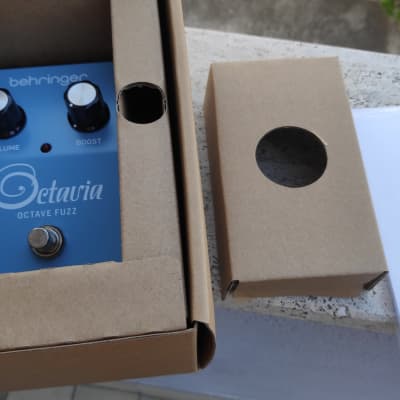 【新品】BEHRINGER Octavia Octave Fuzz Behringer | Product | OCTAVIA OCTAVE FUZZ