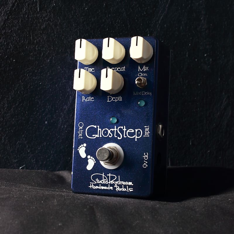 Studio Daydream Ghost Step Modulated Delay/Chorus Pedal