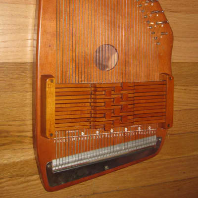 Outlets Oscar Schmidt AUTOHARP Sounds BEAUTIFUL!