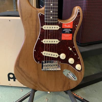 Fender American Professional Strat Aged Natural Ash | Rosewood Neck (Limited Edition) image 2