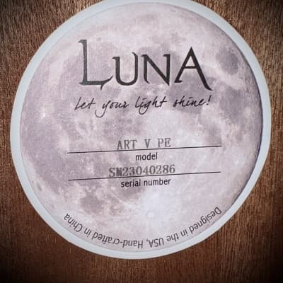 Luna Art Vintage Parlor Solid Top Acoustic-electric Guitar - Distressed Vintage Brownburst image 6