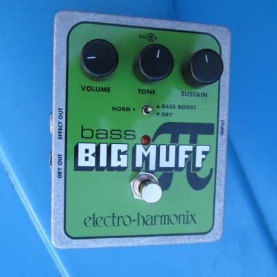 Electro-Harmonix Bass Big Muff Pi Fuzz Pedal image 3