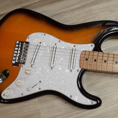 MSquier ストラト fender 2014 Fender Squier® Stratocaster Electric Guitar with Z-Mule
