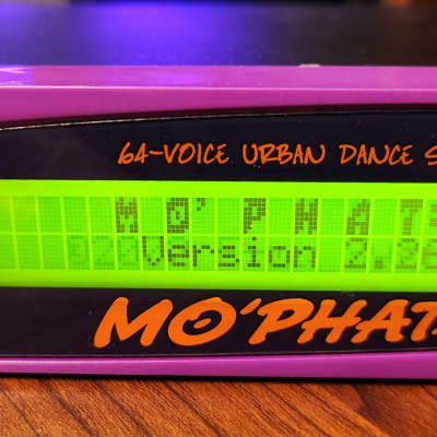 E-MU Systems Mo'Phatt Rackmount 64-Voice Expandable Synthesizer