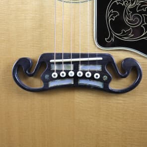 2001 Gibson Custom Shop J-200 Vine Jumbo Acoustic Guitar image 12
