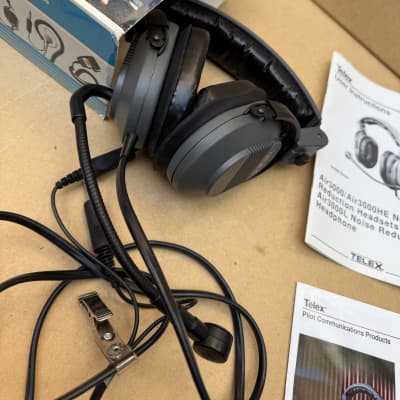 Telex Aviation noise reduction headset headphones microphone set / pilot image 6
