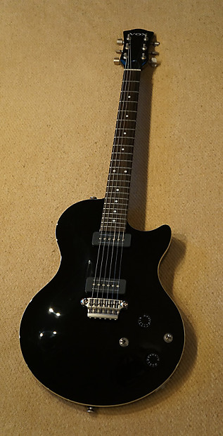 Vox SSC-33  - contoured body with fantastic coaxe pickups image 1