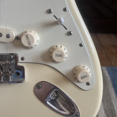 Fender Stratocaster USA Original Contour Body 2015 - Olympic White image 3