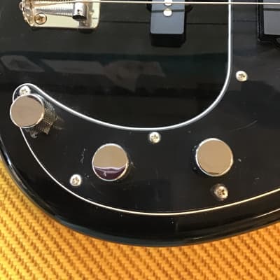 Squier P Bass 2017 - Black image 5