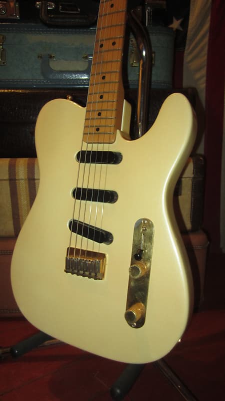1990 Fender James Burton Signature Telecaster Pearl White w/ Original Tweed Case image 1