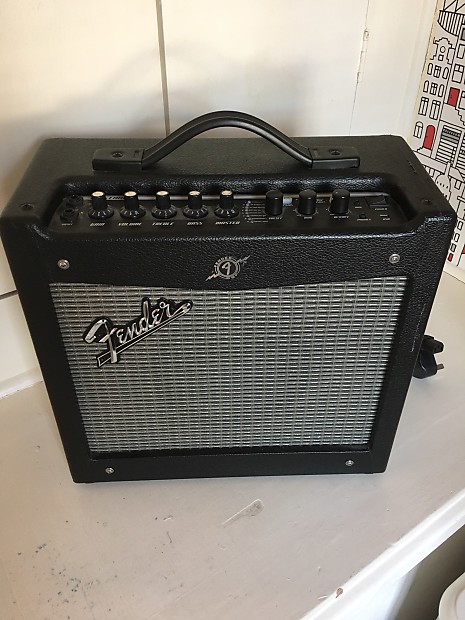 Fender mustang 15 watt amp new arrivals