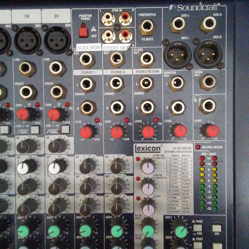 Soundcraft MFX 20/2 Mixing Board