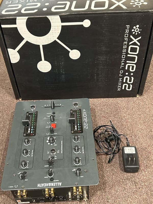 ALLEN&HEATH ミキサー　XONE:22 ジャンク Allen and Heath Xone 22 DJ Mixer (2-Channel) | zZounds