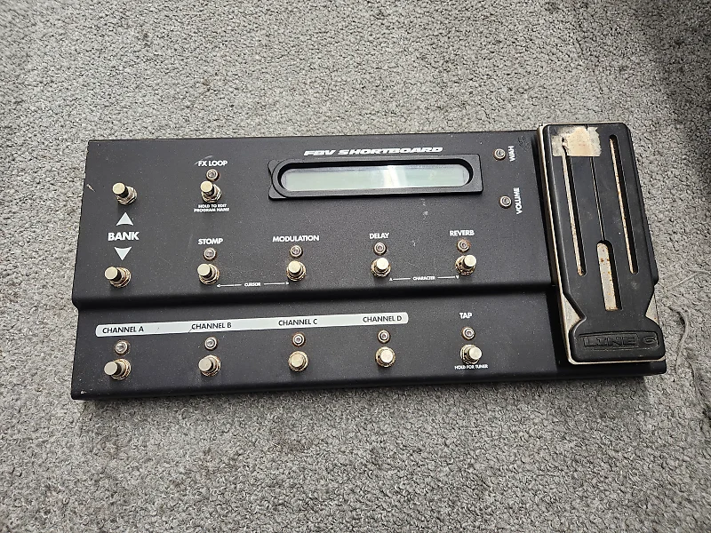 【廃盤品】Line6 FBV Shortboard フットコントローラー 廃盤品】Line6 FBV Shortboard フットコントローラー