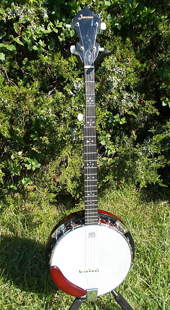 Franciscan banjo shop