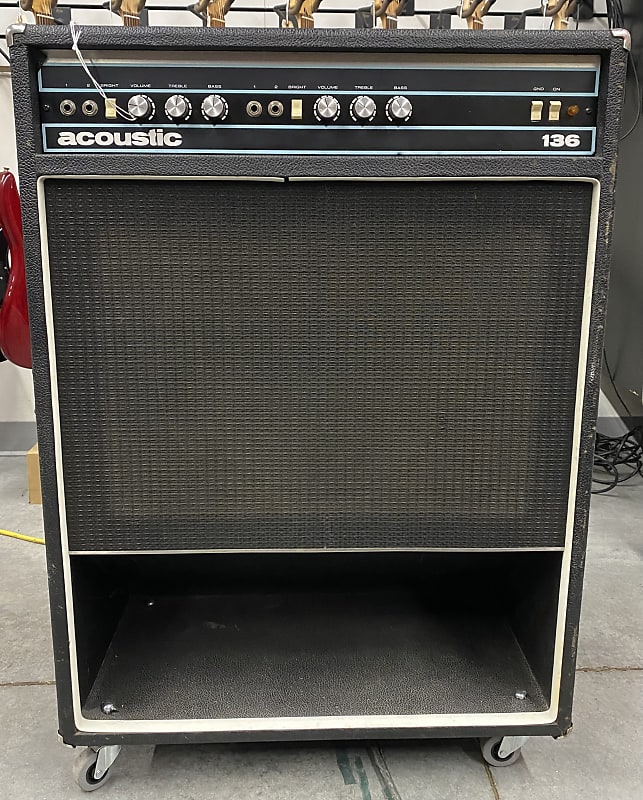 ACOUSTIC MODEL 136 1970’s Vintage 1970s Acoustic Model 136 1x15