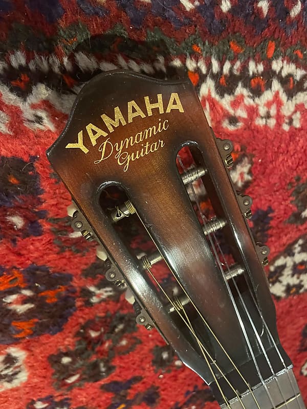 Yamaha Dynamic guitar No. 30 1960