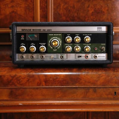 ROLAND　RE-201 Roland RE-201 Space Echo Tape Delay / Reverb | Reverb