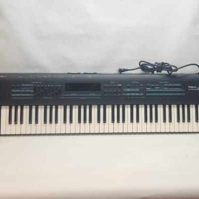 Roland JV-90 76-Key Expandable Synthesizer 1993 - 1996 - Black