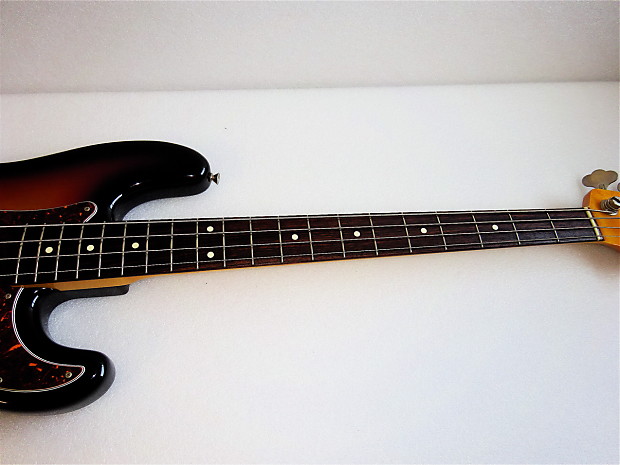 Fender Japan PRECISION BASS PB62-105DMC 3TS R-SERIAL 2006 3