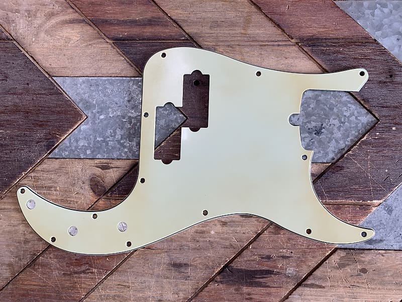 Real Life Relics Mint Green Pickguard For Fender® Precision P Bass® 13 Hole With Notch    [PGY5] image 1