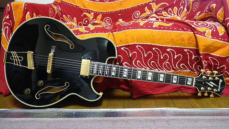 Ibanez Pat Metheny PM-100 初期 ハードケース付 Ibanez Pat Metheny PM-100 初期 ハードケース付 - メルカリ