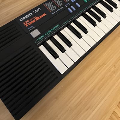 Casio SA-10 ToneBank Keyboard