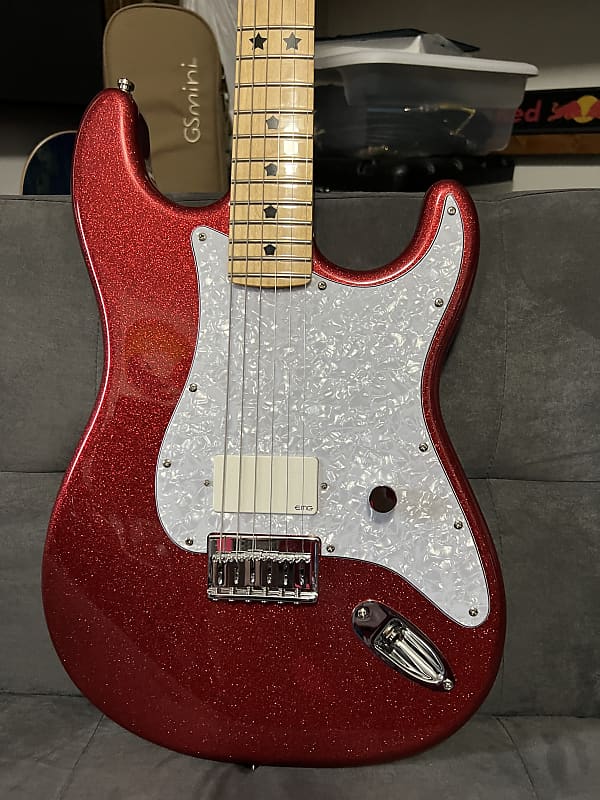 Fender Stratocaster 2019 Red Flake | Reverb