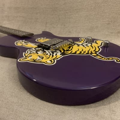 2004 Epiphone Collegiate Les Paul Junior LSU Louisiana State University Tiger Guitar Purple & Yellow Officially Licensed + Original Gig Bag image 9