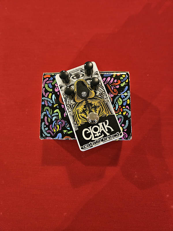 Catalinbread Cloak