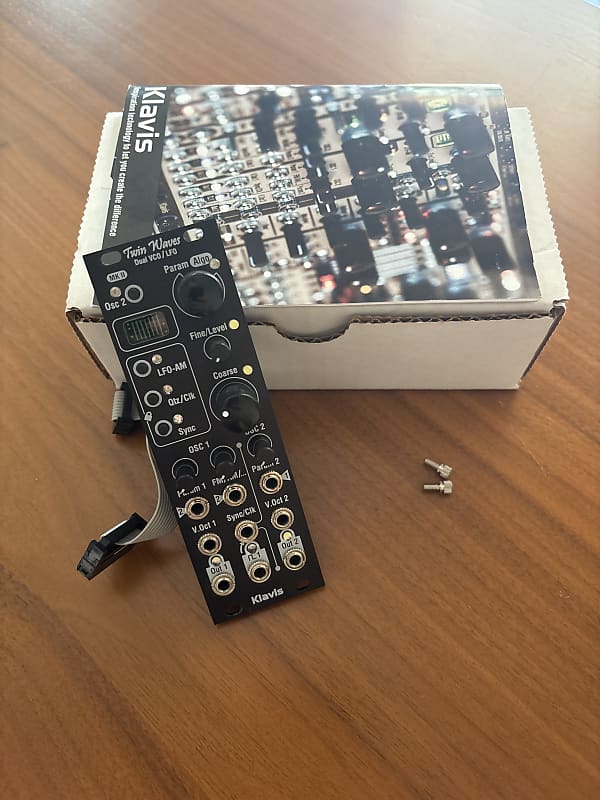 Klavis Twin Waves MkII
